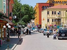 Τουρκάλα έγκυος αποκεφάλισε το βιαστή πατέρα!!!